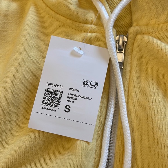 Forever 21 cropped hoodie - Picture 2 of 2